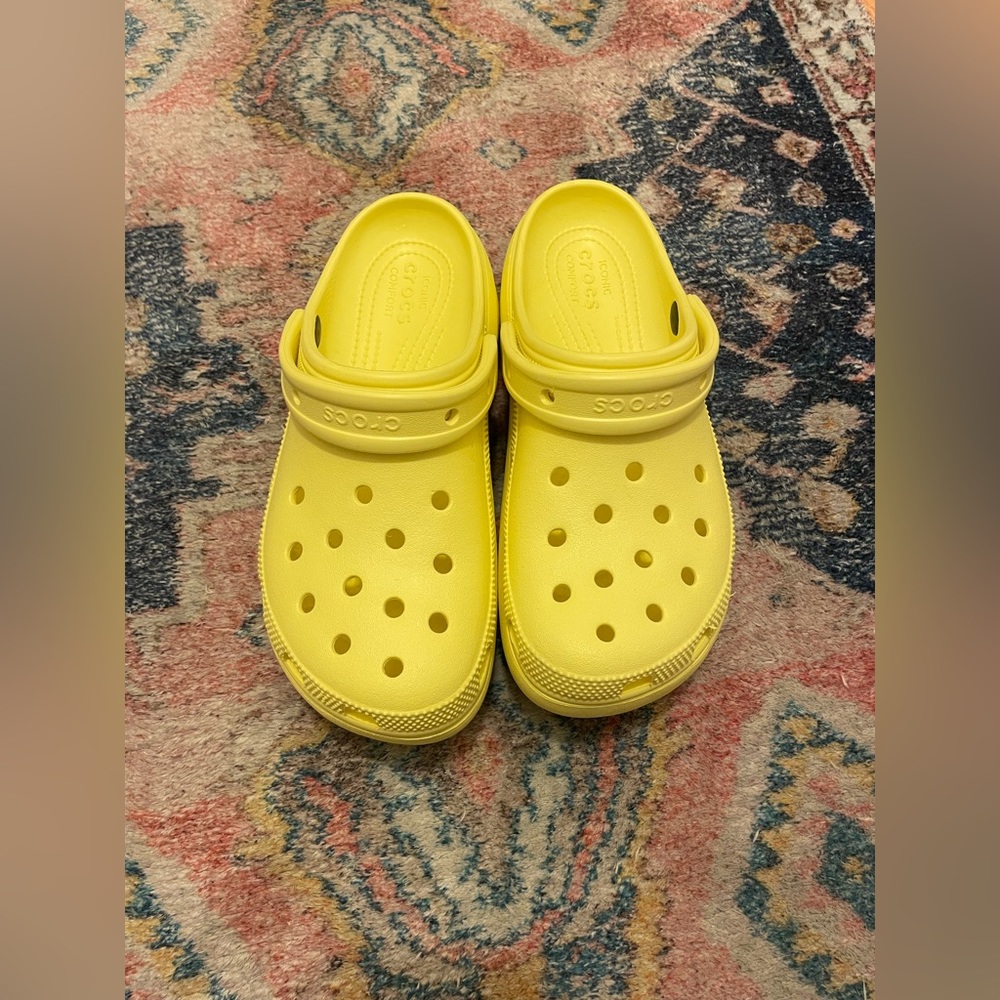 Banana Platform Crocs